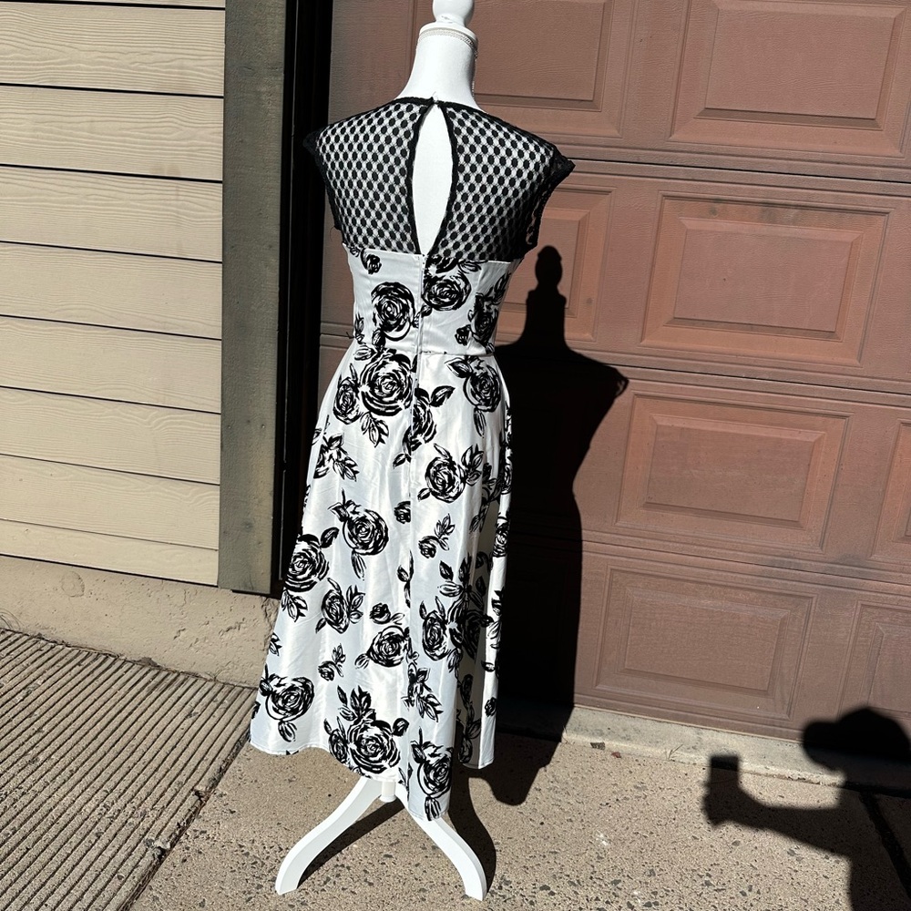 Bettie Page Pin Up Dress - Picture 3 of 5